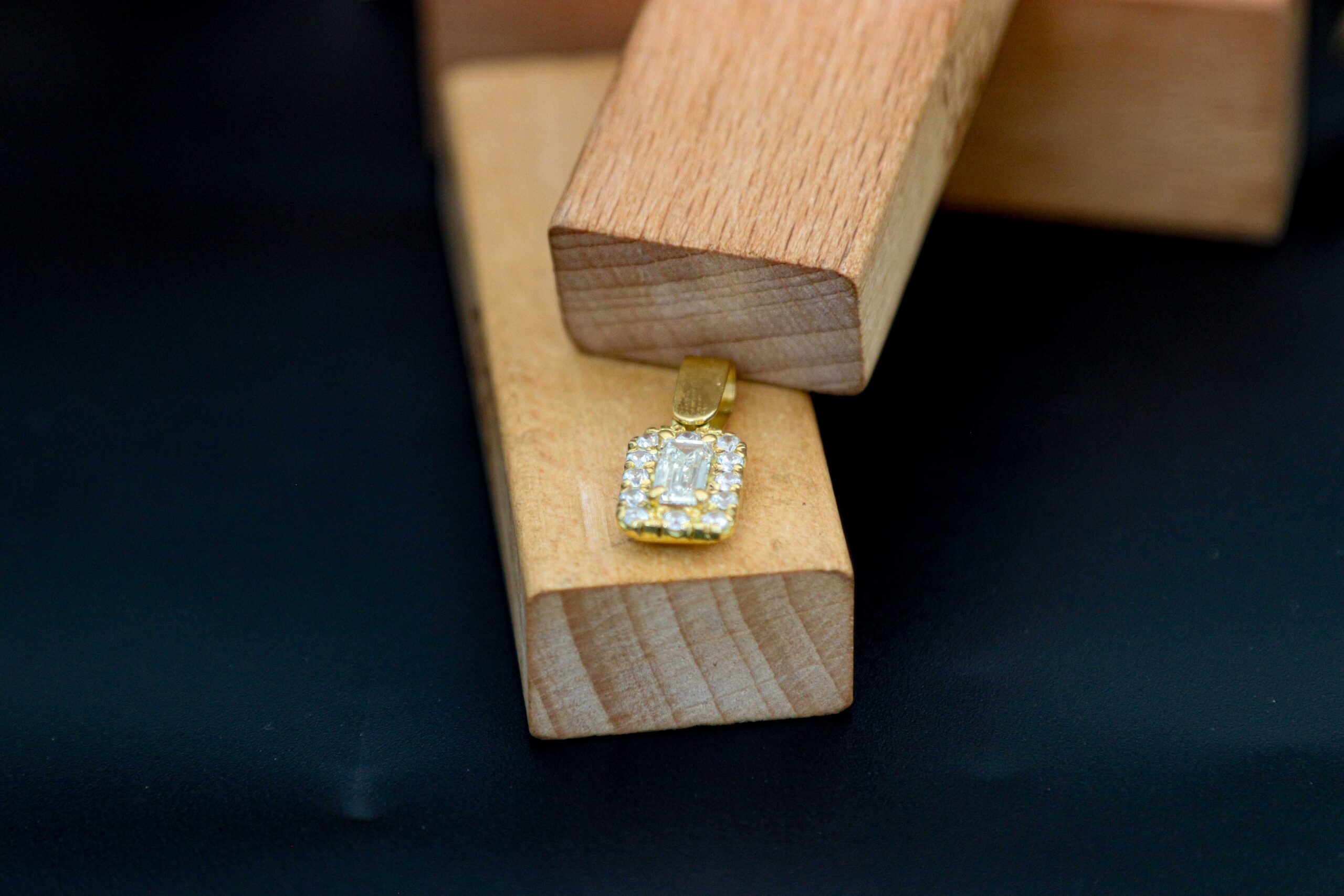 Banquette Diamond Pendent - Image 3